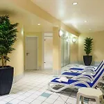 Victor's Residenz-hotel 4*