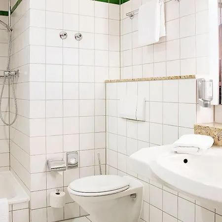 Victor's Residenz-hotel Hotel 4*