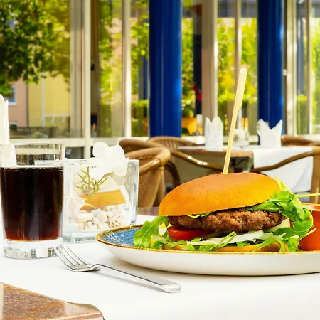 Victor´s Residenz-hotel Hotel 4*