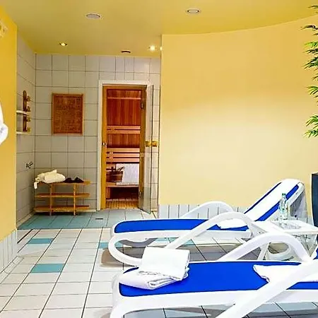 Victor's Residenz-hotel 4*