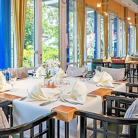 Victor's Residenz-hotel 4* 格拉