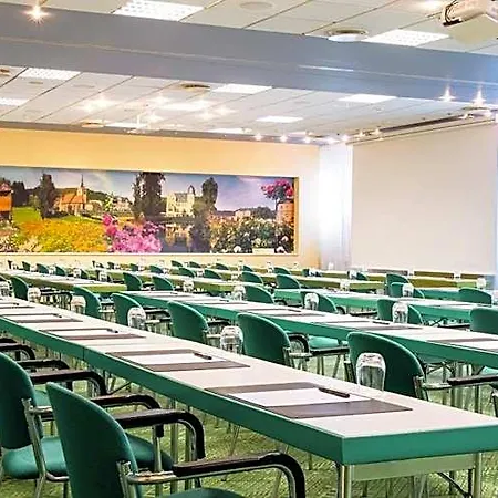 酒店 Victor's Residenz-hotel 4*