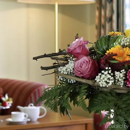 Victor's Residenz-hotel Hotel 4*