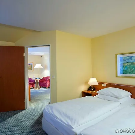 Victor's Residenz-hotel Otel 4*