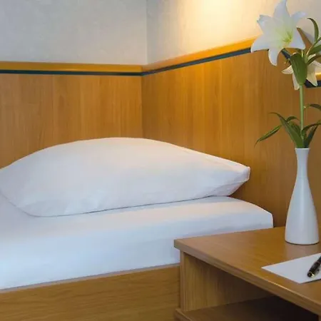 Otel Victor's Residenz-hotel Gera